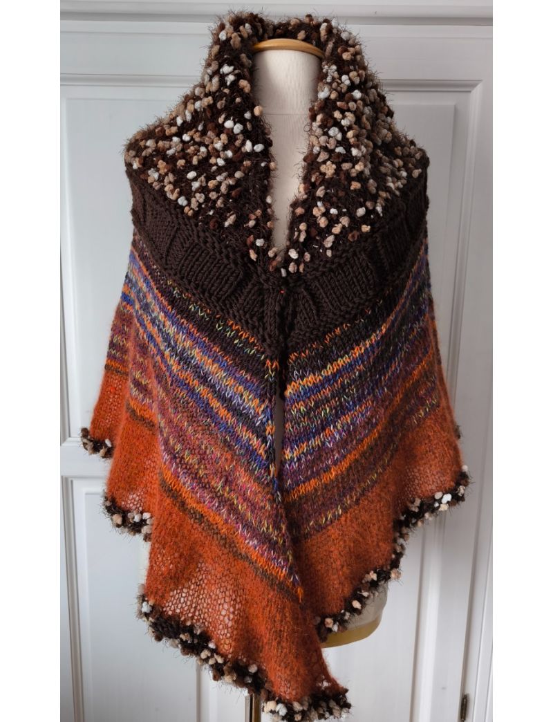3in1 Pompomness, Stola-Poncho-Cape